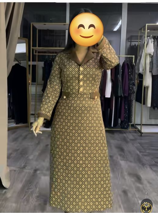 Продам красивое трикотажное  платье