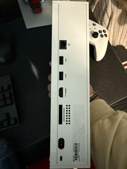Xbox Series S 512GB + 2 Controllere (Rezervat)