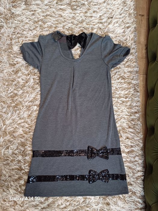 Rochii marimea 40-42, M-L impecabile