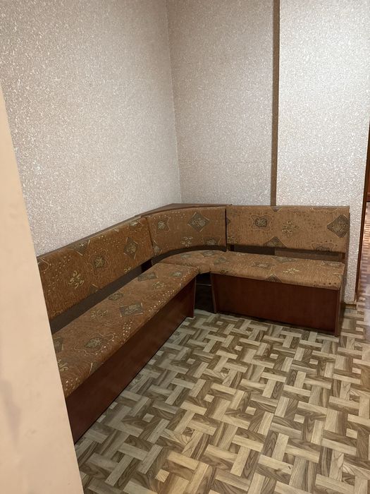 ПРОДАЕТСЯ 4 комнатная квартира