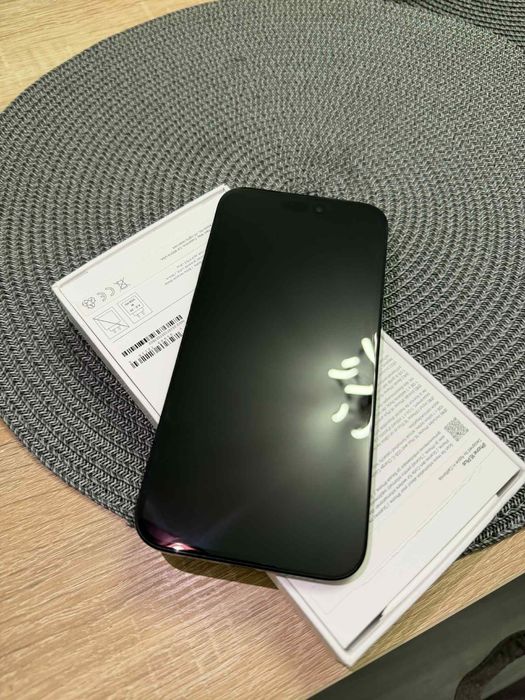 iPhone 16 plus CA NOU