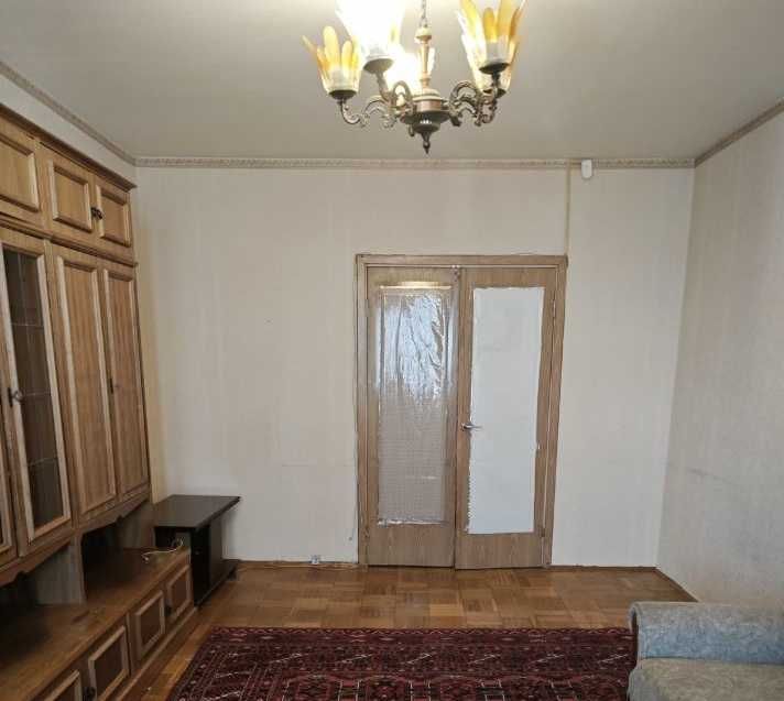 Продам 3 комнатную квартиру, новой планировки , центр