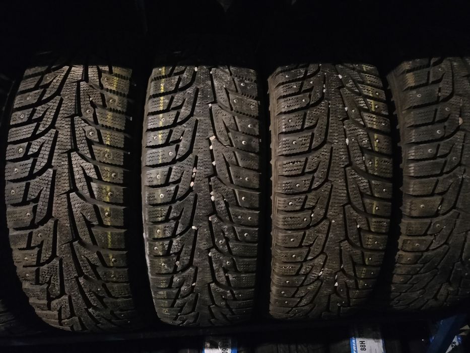 Шины на шипах имеются все размеры