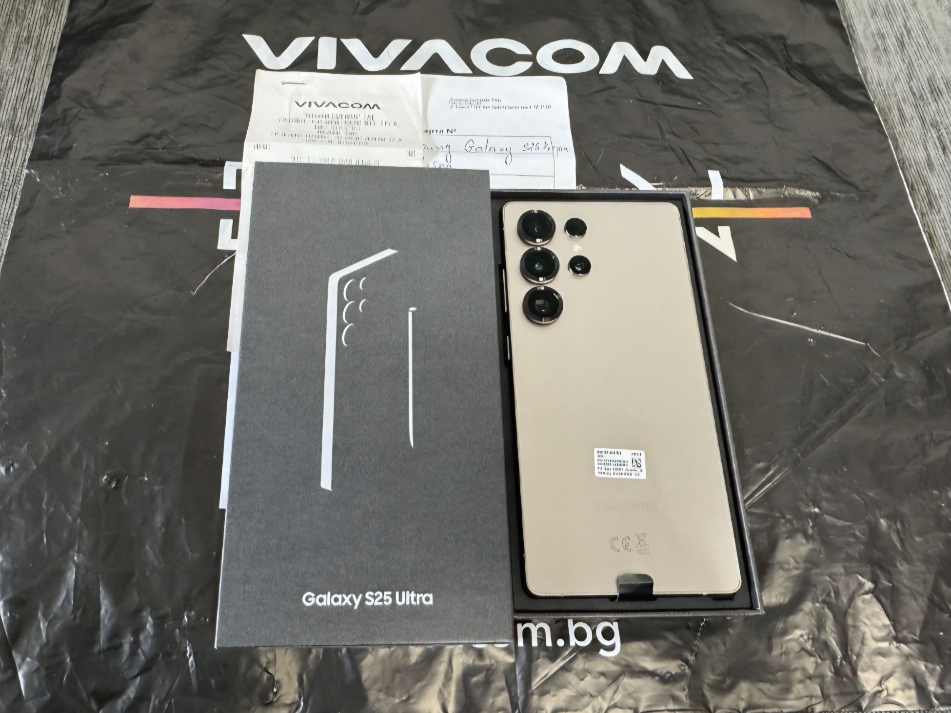 KATO НОВ 256GB Samsung Galaxy S25 Ultra Гаранция Vivacom 2027г. Gray