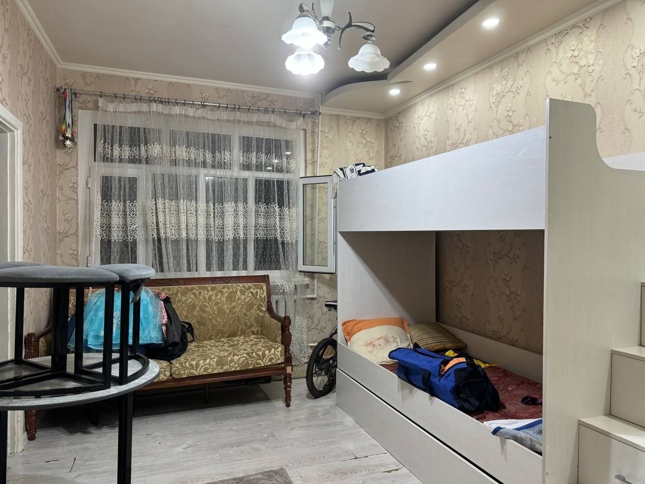 Сдаётся квартира Чиланзар 2 квартал 1/2/4,можно 2 девочки