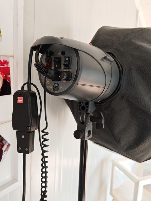 Студиини светкавици 3 бр.