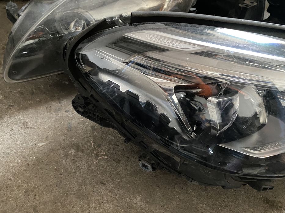 Far Mercedes GLE W166 Facelift 2015 - 2018 far Stanga