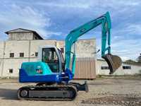 Inchiriez   Excavator 5,5 Tone  cu picon (inchiriere utilaje)