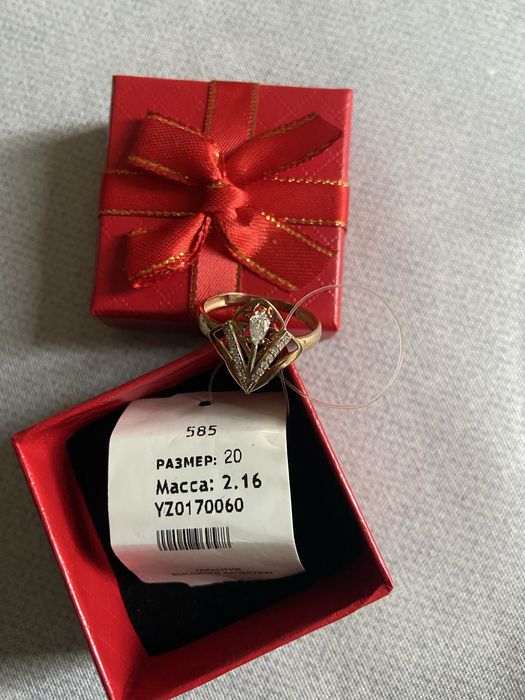 Кольцо новое в упаковке