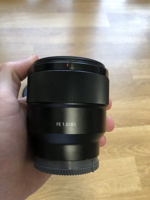 Obiectiv sony 85mm F1.8 FE