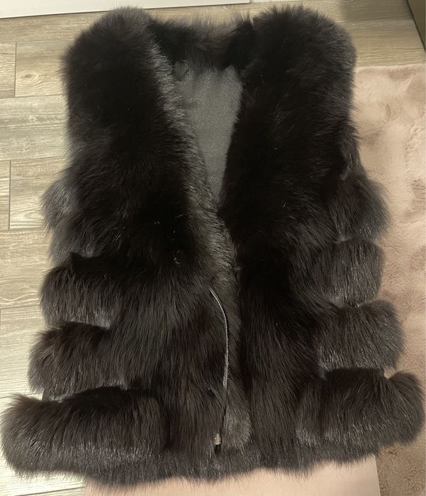 Vand vesta de blana din vulpe polara