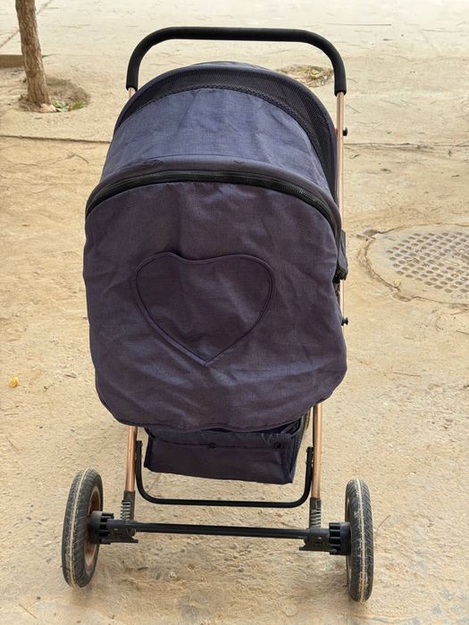 Коляска в хорошем состоянием