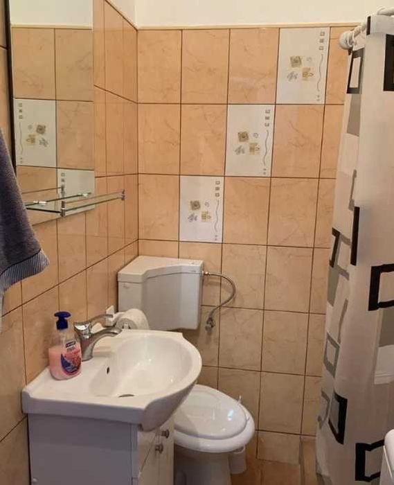 Дава се под наем Четиристаен апартамент в Пловдив, Център - 99 кв.м за 229.5 € - Снимка #2