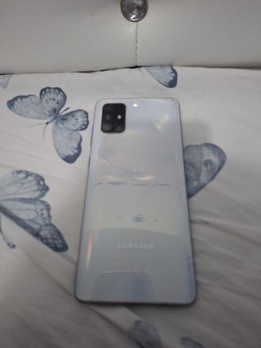 Samsung Galaxy A71 impecabil