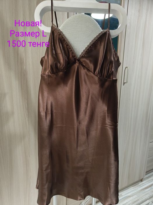Пеньюар и утягивающие шорты
