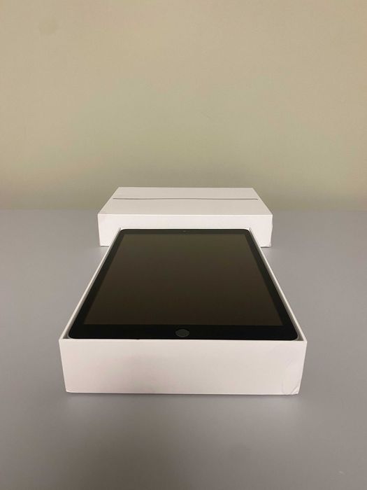 iPad 9th Gen 2021 – 64GB Cellular, Space Grey, Excelent Status