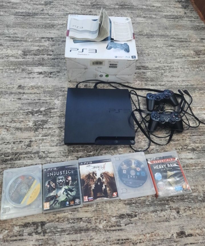 Продам игровую приставку