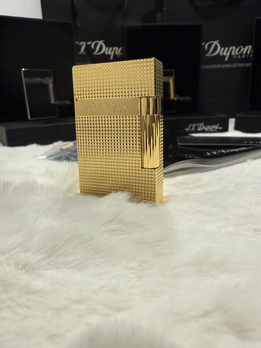 Bricheta Dupont Ligne 2 gold de inalta calitate,poze reale-full box
