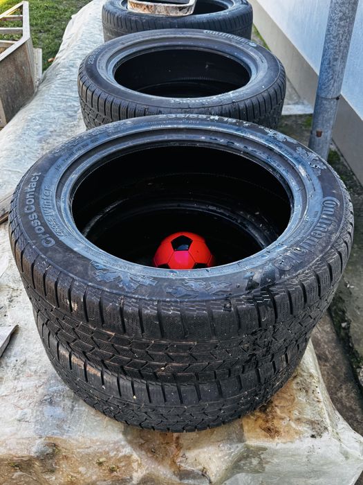 Set 4 anvelope 235/55R19 IARNĂ CONTINENTAL Cross Contact,profil bun