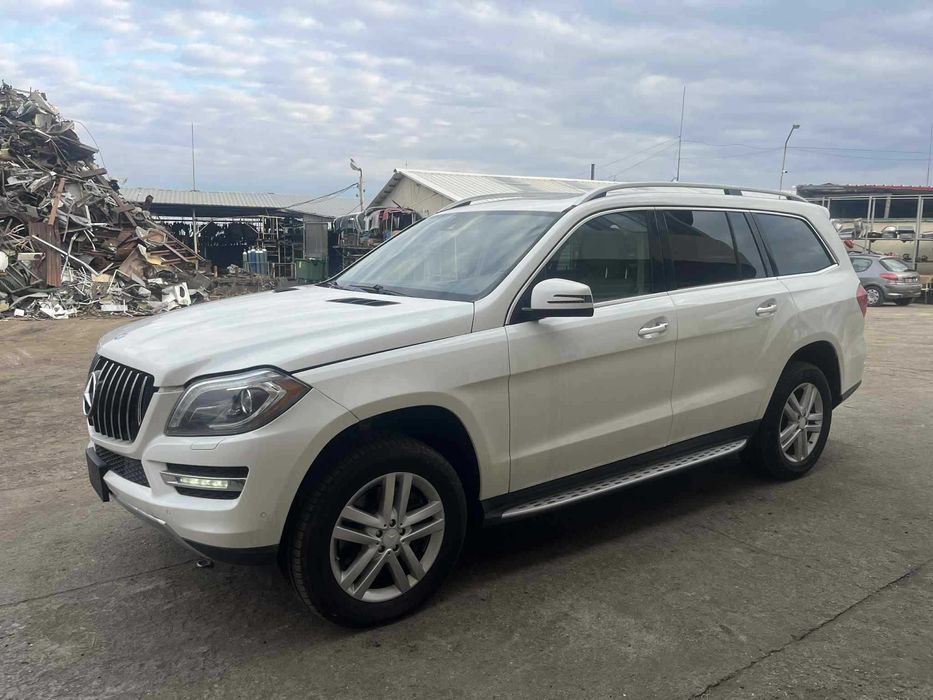 Mercedes GL 550 / Мерцедес ГЛ 550 4. 6 435 кс бензин 2014г.