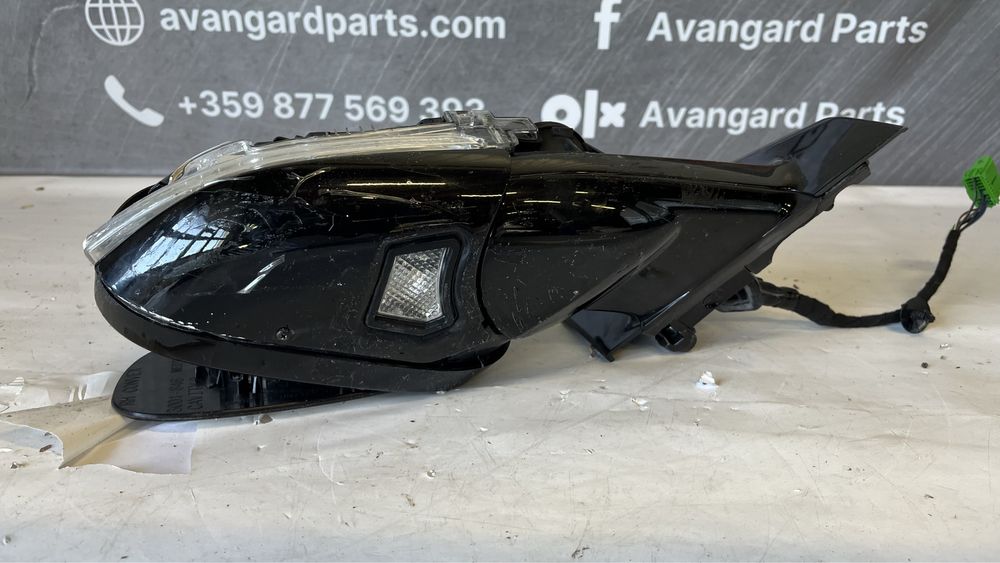 Дясно огледало Volvo V40 (2012-2016)
