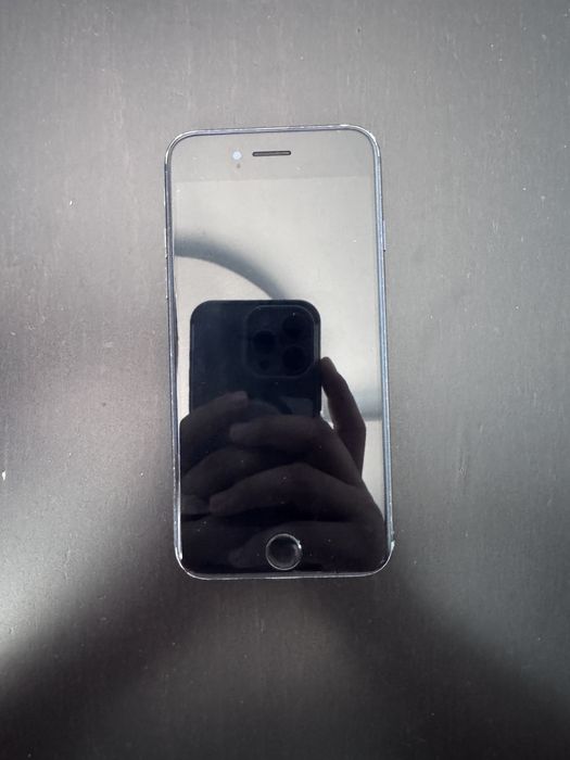 Iphone 7 sotiladi