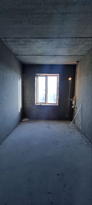 Melodiya tomonda 3 xonali korobka sotiladi