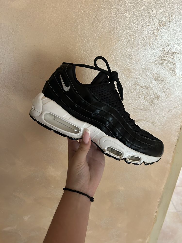 Обувки nike air max 95