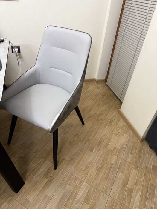 6 броя трапезни столове за претапициране