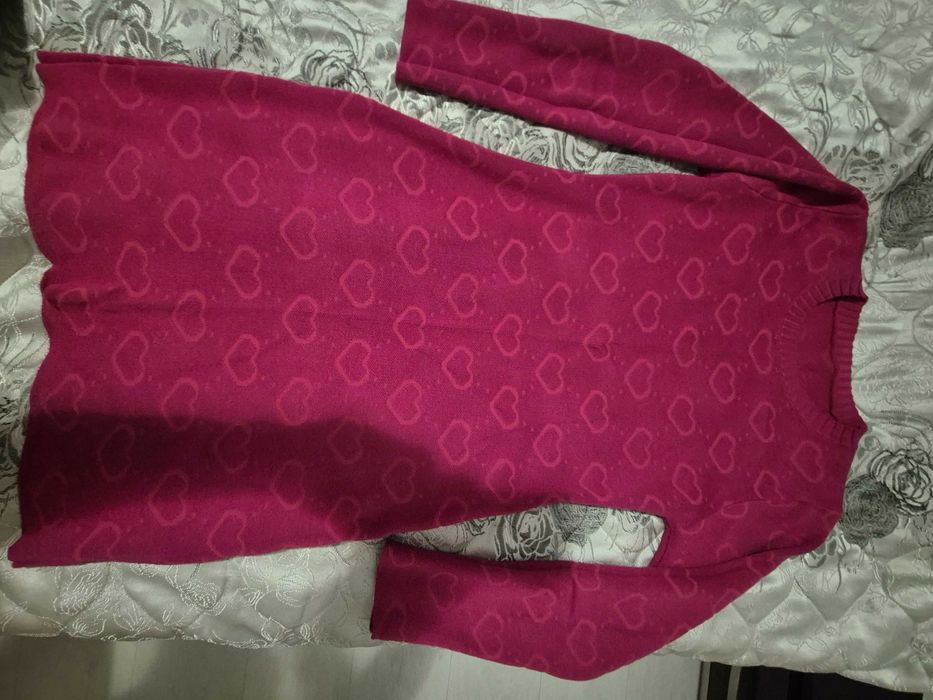 Рокля от страхотна материя машинно плетиво