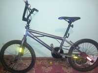 Bicicleta BMX de vânzare