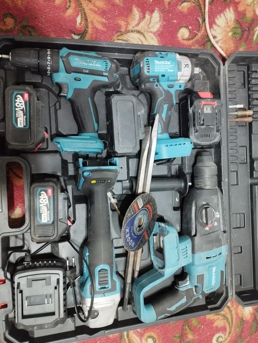 Продам набор срочно