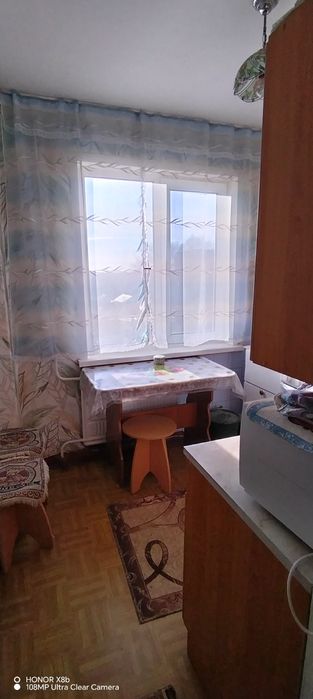 Продам 4 номнатную квартиру