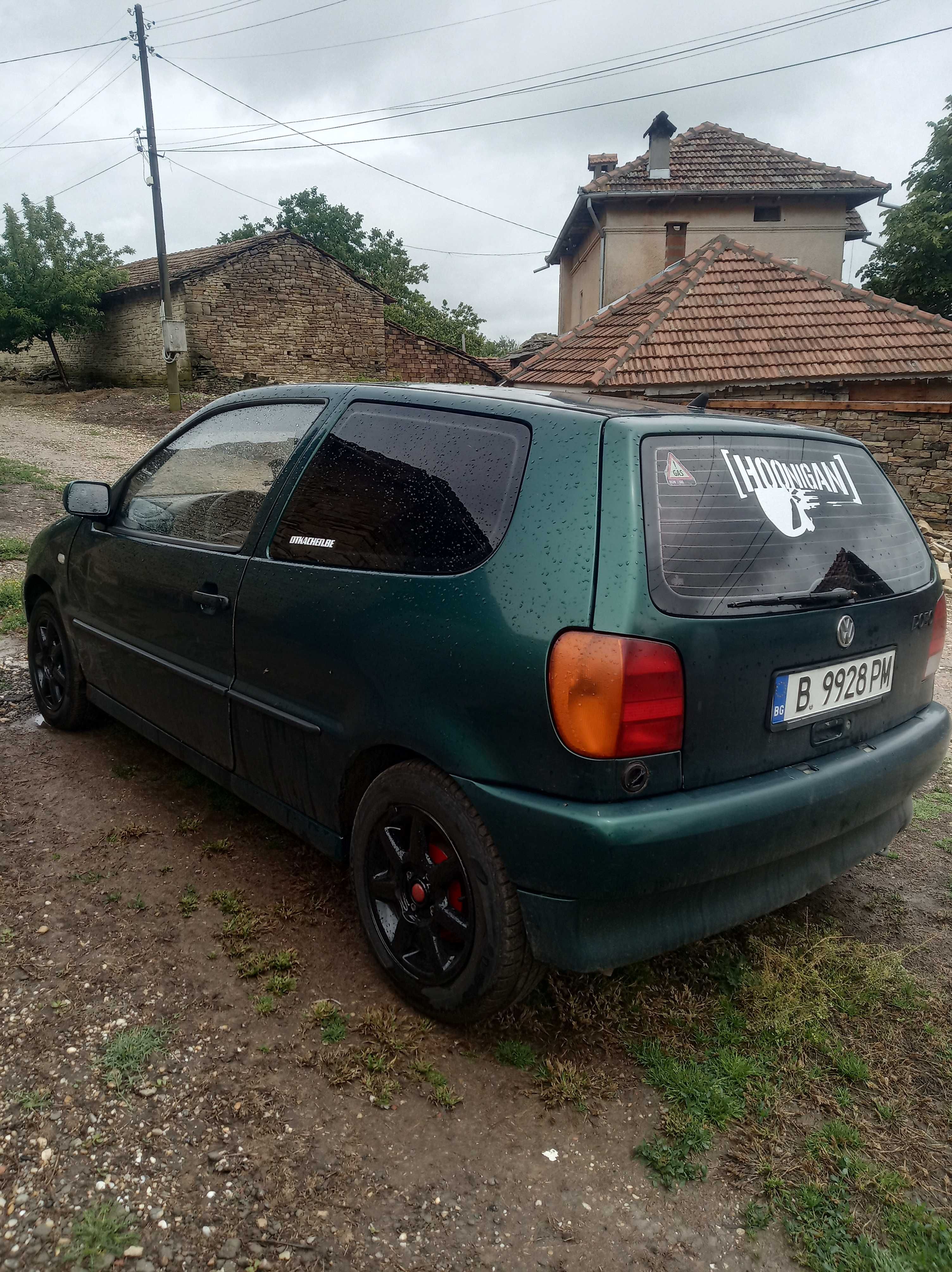 Продавам vw polo бензин газ