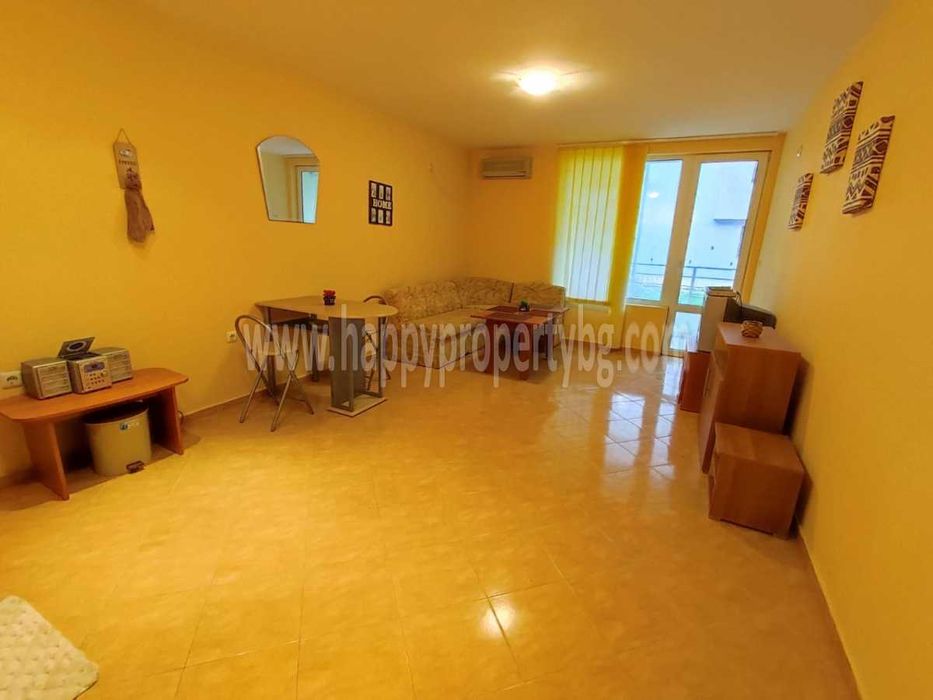 Продава се Двустаен апартамент в к.к. Слънчев бряг - 60 кв.м за 1015 €/кв.м - Снимка #2