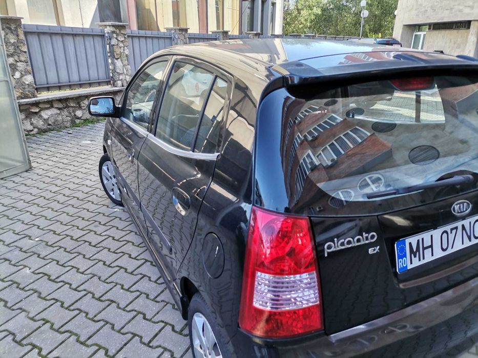 Vând Kia Picanto