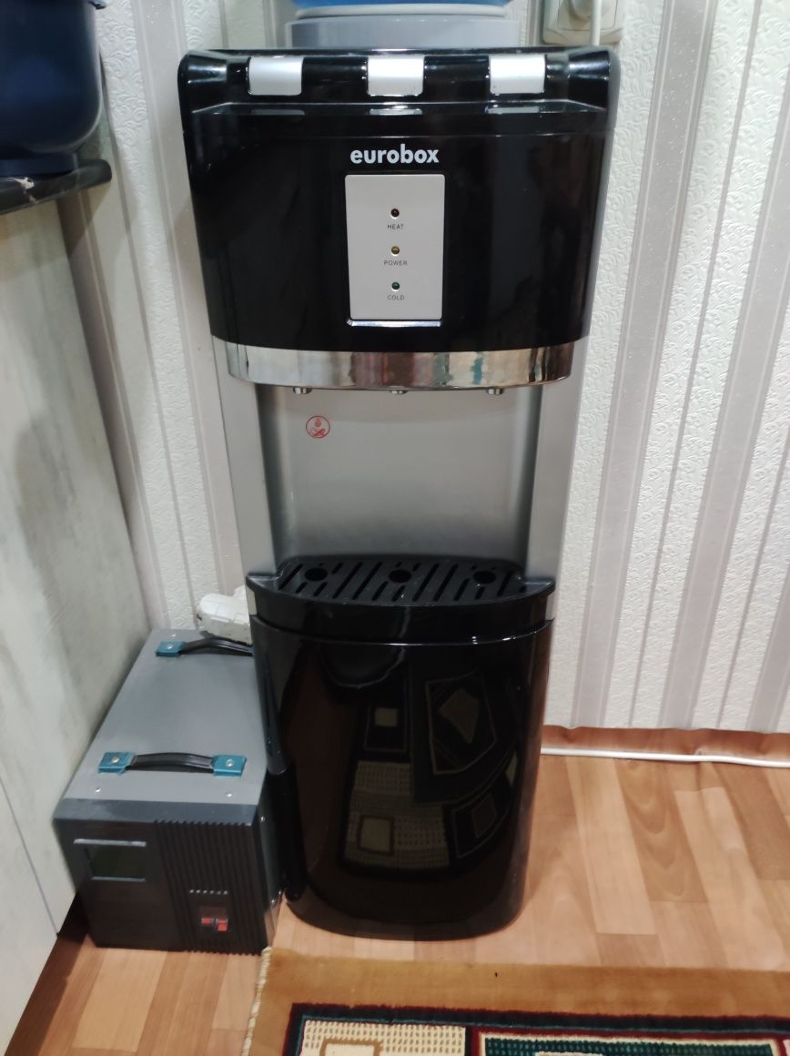 Кулер для воды ...