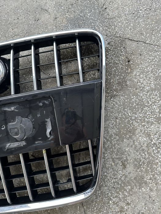 Audi Q7 предна решетка