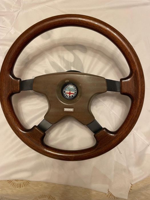 Volan mohan- MOMO pt Alfa Romeo (volan,mahon, clasic,momo, alfa romeo)