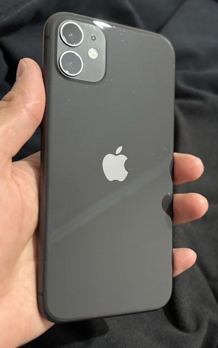 iPhone 11 64Gb идеальный