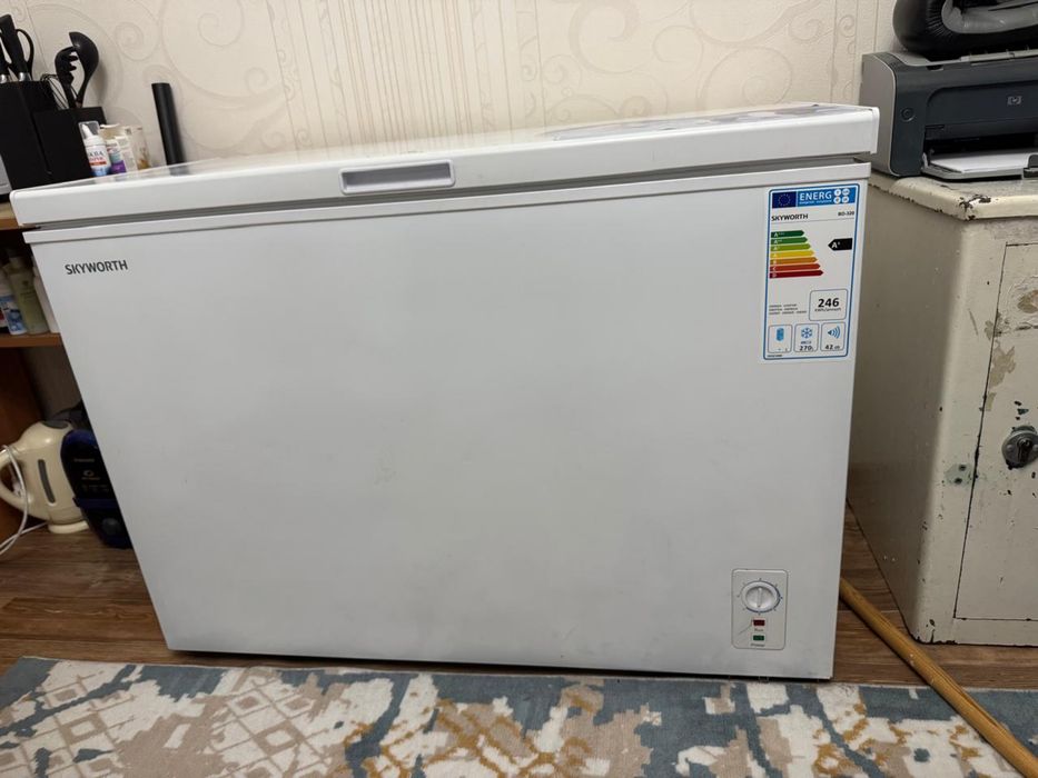 Продам Морозильник