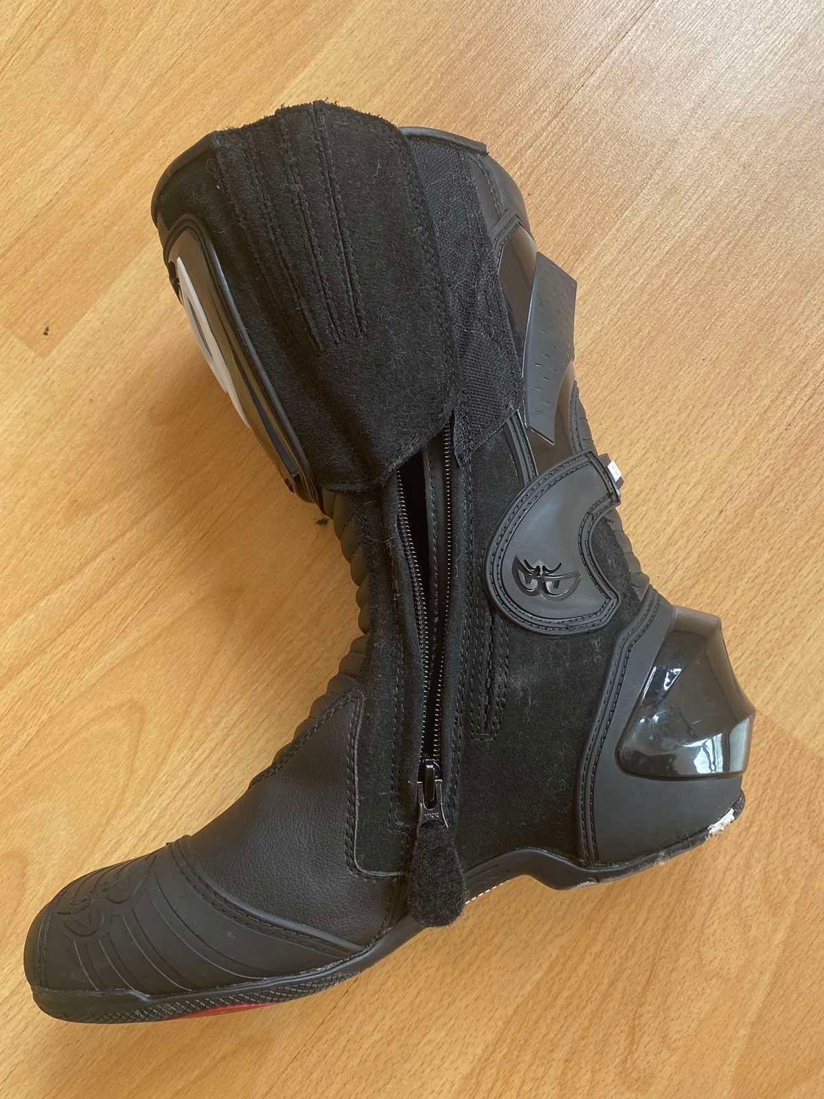 Ботуши Berik Race-X EVO 44