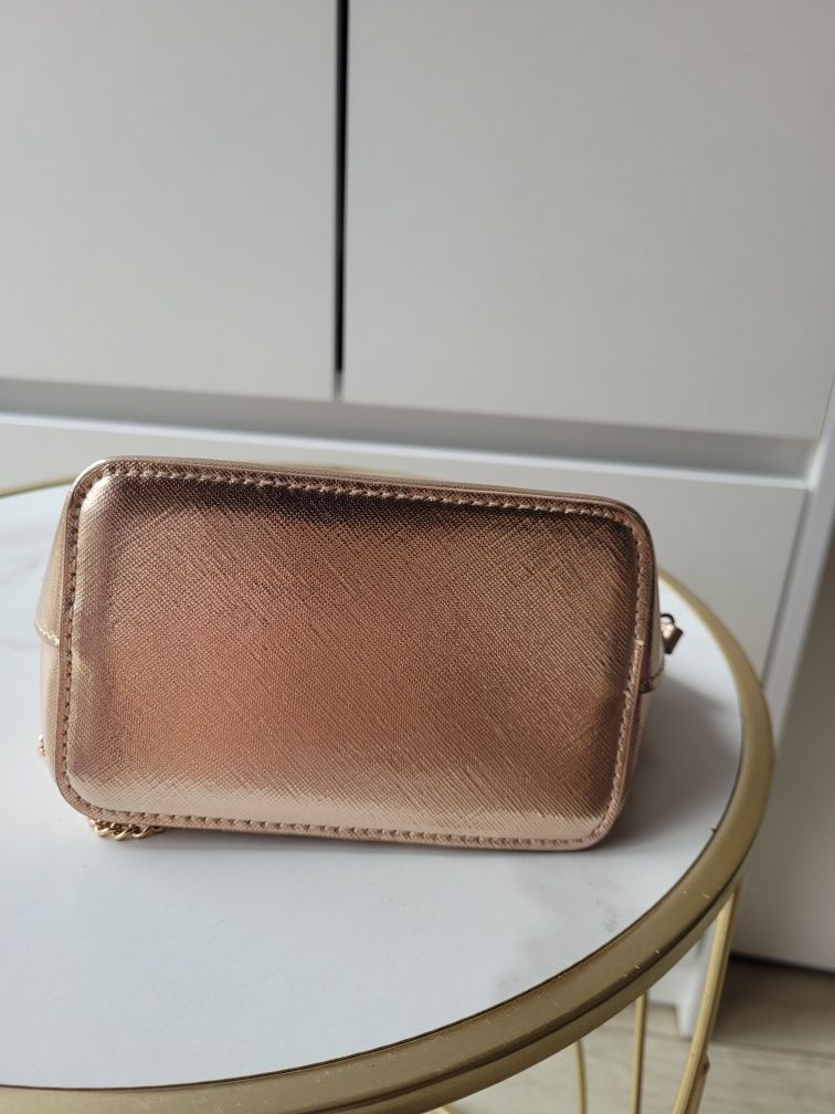 Geanta crossbody