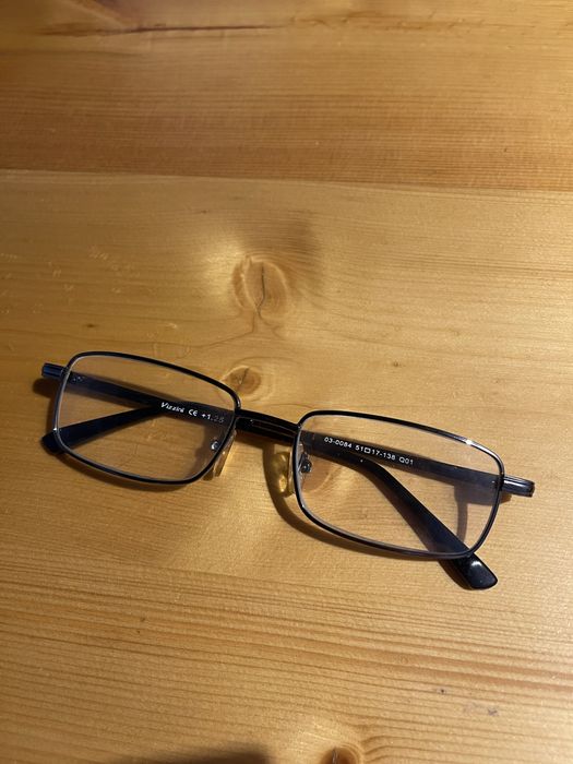 Очки для зрения. Плюсовые