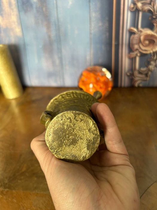 DN800 Piua mica masiva 575 g 7 h si 8 aprox diametru