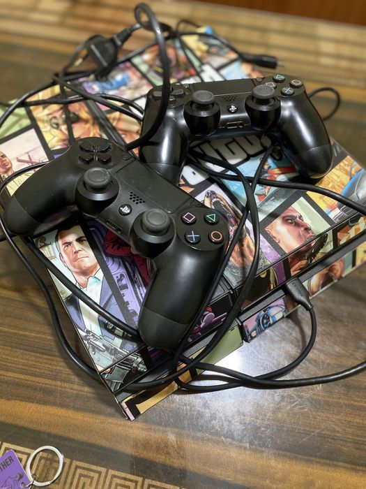 PlayStation 4 (PS4) + 2 джойстик + 11 ойын
