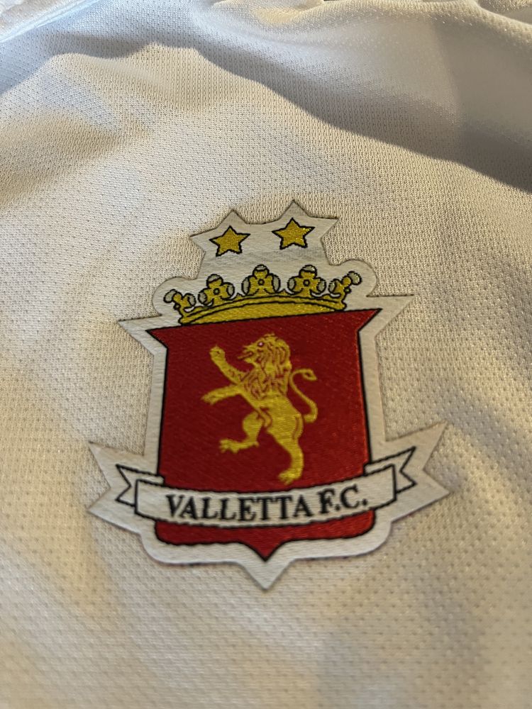 Tricou fotbal prezentare FC Valleta (Malta) raritate