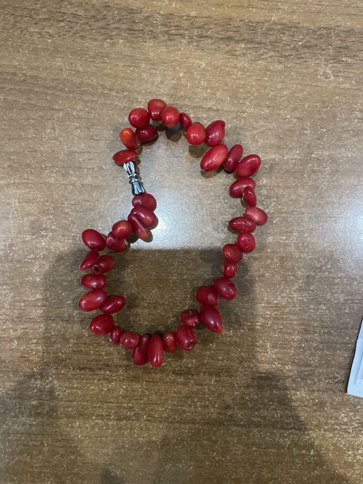 Украшения ,разные.Коралл,зажим для галстука,броши,кулон