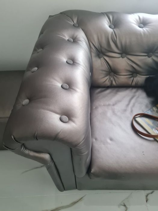 Canapea de colt cu masa