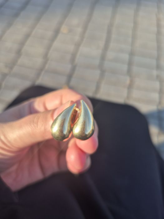 Алтын сирга сатилади